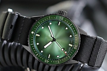 福州劳力士手表机芯洗油多少钱